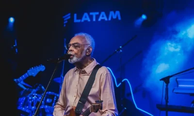 Gilberto Gil embala convidados VIPs da IATA no Rio de Janeiro com show surpresa