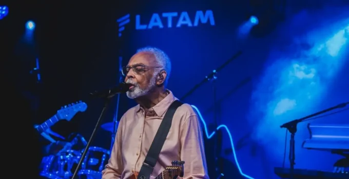 Gilberto Gil embala convidados VIPs da IATA no Rio de Janeiro com show surpresa