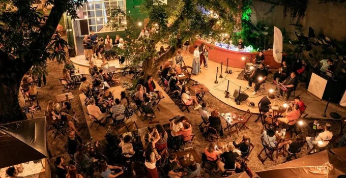Palacete Histórico no Rio Sedia Festival Gratuito com Jogo do Brasil e Dia dos Namorados