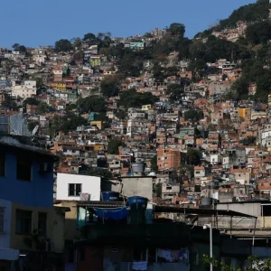 Copa na Favela: Projeto de Turismo em Rocinha e Vidigal Oferece Rota Temática e Transmissão de Jogos do Brasil