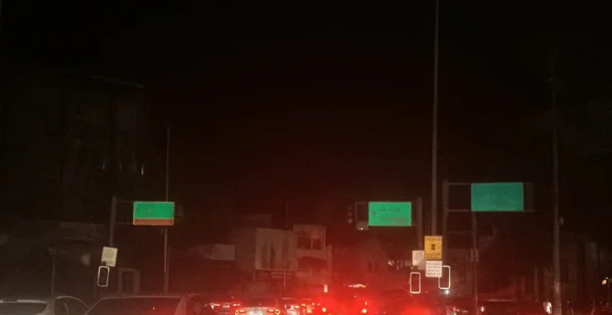 Falta de Energia na Grande Tijuca Causa Transtornos no Dia dos Namorados e Hora do Rush