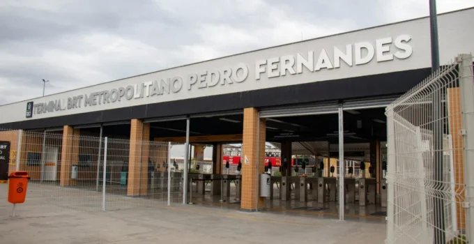 Novas Linhas BRT Integram Baixada e Rio: Passageiros Avaliam Primeira Semana de Integração em Irajá