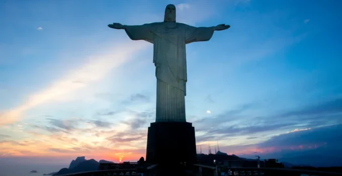 Rio de Janeiro celebra o melhor janeiro da história em 2026 com alta de 17% no turismo internacional impulsionado pela Argentina