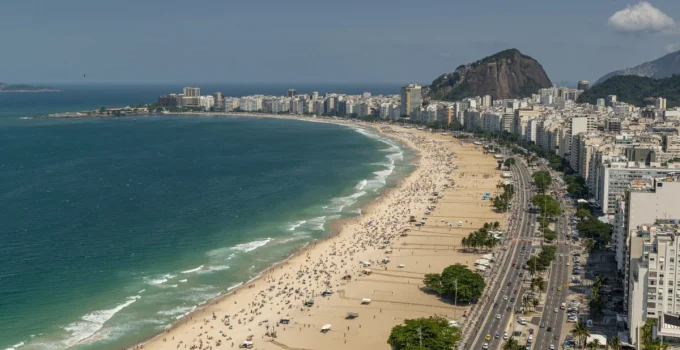 Leblon, Ipanema e Copacabana: Os 3 Bairros Cariocas Ideais para Investir em Imóveis e Lucrar com House Flipping