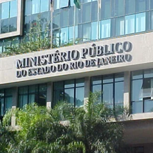 PMs do Rio são Denunciados por Corrupção Passiva ao Receber Propina para Liberar Carro em Blitz em Rio das Pedras