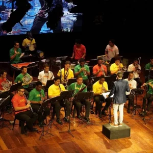 Favela Orquestra e Coro Juvenil do Rio celebram 'Mãe África' com concerto gratuito no Teatro TotalEnergies