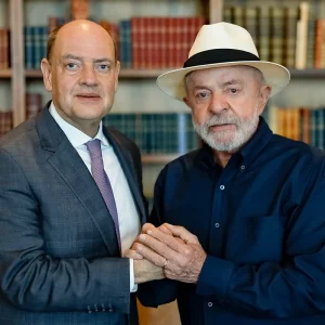 Lula no Rio: Assina Adesão ao Propag, Anuncia Investimentos e Participa de Premiação