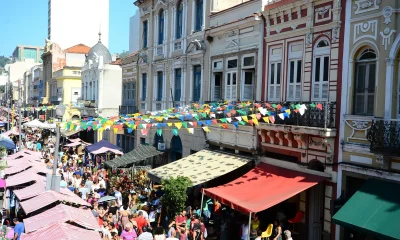 Feiras de Antiguidades Imperdíveis no Rio de Janeiro: Um Guia Completo para Colecionadores e Curiosos