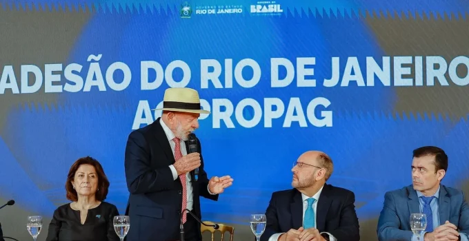 Lula sugere 'aumentinho' para servidores do Rio após estado aderir ao Propag e projetar economia de R$ 3,1 bilhões