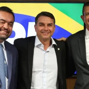 Pré-candidato do PL no Rio, Douglas Ruas, defende bombardeio de embarcações suspeitas por EUA em águas brasileiras
