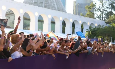 Parada LGBTQIA+ no Rio cobra mais representantes no Legislativo e defende direitos em manifesto