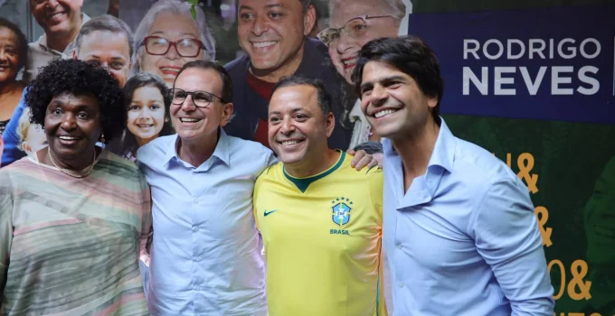 Aniversário de 50 anos de Rodrigo Neves reúne Eduardo Paes e Benedita da Silva em Niterói