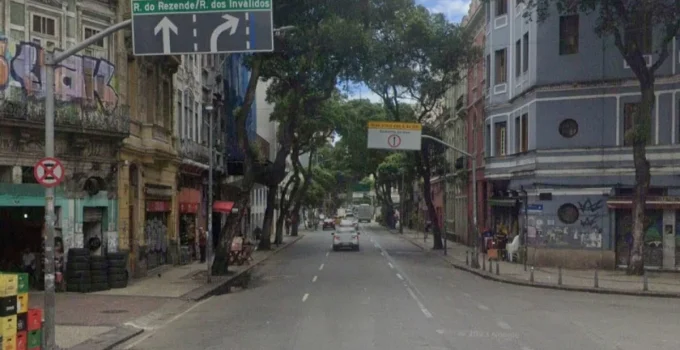 Segurança de bar é assassinado a tiros na Lapa, região central do Rio de Janeiro; polícia investiga
