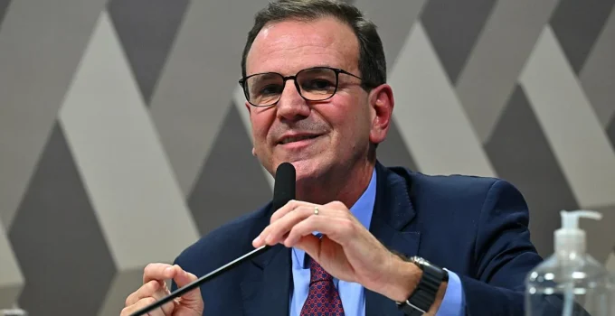 Eduardo Paes lidera pesquisa para governador do RJ com 33,9%, Douglas Ruas avança para 2º lugar