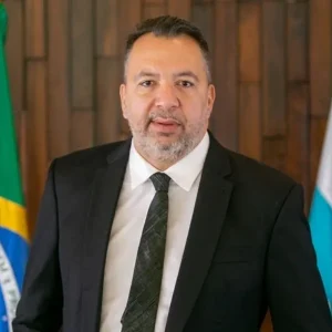 PL do RJ busca nomes conhecidos na política carioca para preencher vagas no Senado após reviravolta