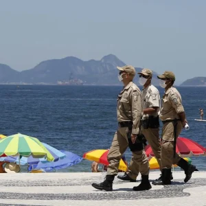 Prefeitura do Rio Lança Operação 'Tolerância Zero' para Ordenar Praias da Zona Sul com Foco em Combate ao Crime Organizado