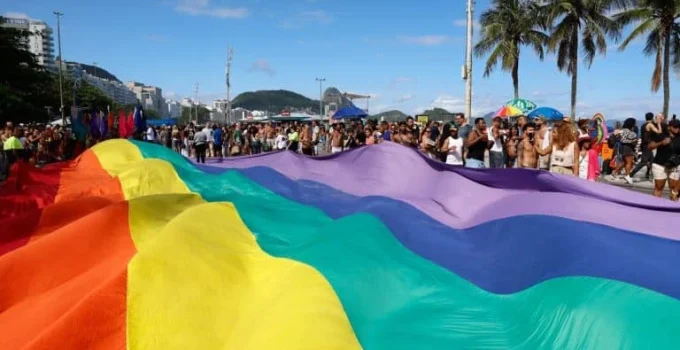 Rio Sem LGBTIfobia: Programa de 15 anos luta por status de Política de Estado e enfrenta atraso salarial
