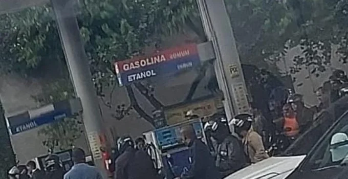 Duplo Homicídio Choca São João de Meriti: Dois Homens São Mortos a Tiros em Posto de Combustíveis na Baixada Fluminense