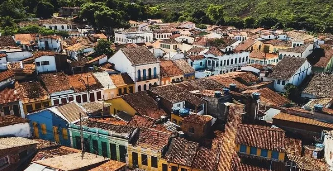 Sete Vilas Brasileiras Concorrem ao Prêmio da ONU Turismo em Busca de Reconhecimento Internacional