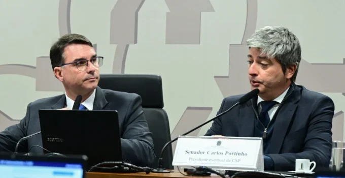 Carlos Portinho: Candidatura ao Senado pelo PL no Rio depende de Rogéria Bolsonaro; entenda a condição