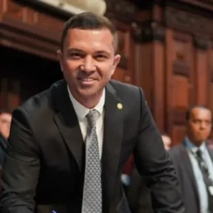 Rio de Janeiro: 16 Políticos Sob Investigação em 2026 Após Denúncias na Baixada Fluminense