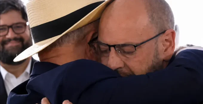 Lula reforça apoio a Ricardo Coutinho no Rio e promete auxílio federal para 'moralizar o estado'