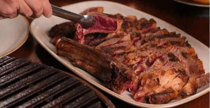 Rubaiyat Rio de Janeiro celebra a culinária espanhola com a Cecina de Vaca Velha