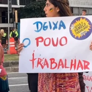 Ambulantes Protestam Contra Tolerância Zero em Ipanema, MPF Pede Suspensão do Programa
