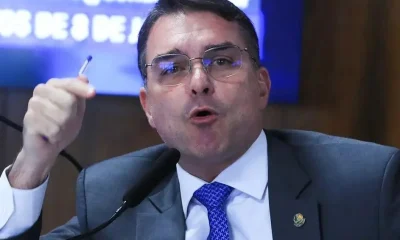 Convenção do PL no Rio de Janeiro: Evento Esclarece Candidaturas em Meio a Reviravoltas e Ausência de Flávio Bolsonaro