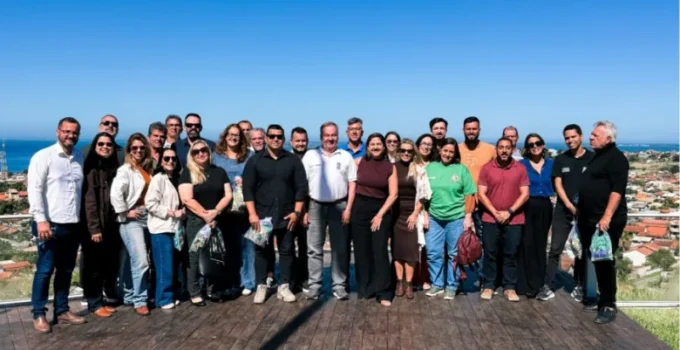Iguaba Grande recebe 6º Encontro Regional de Secretários de Turismo da Costa do Sol para debater tarifas, eventos e novos atrativos