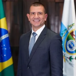 PL oficializa Douglas Ruas para Governo e Carlos Portinho ao Senado no Rio com apoio de PP e União Brasil
