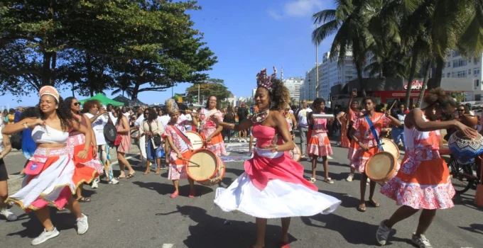 Marcha das Mulheres Negras em Copacabana celebra cultura, ancestralidade e luta por direitos