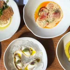 Do Centro à Barra: Um Raio-X da Boa Mesa Carioca em 2026 com Novas Ruas Cool e Sabores Inovadores
