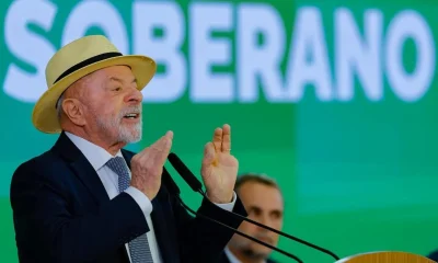 Lula visita reduto bolsonarista no Rio de Janeiro em busca de apoio e teste eleitoral em cenário de empate técnico