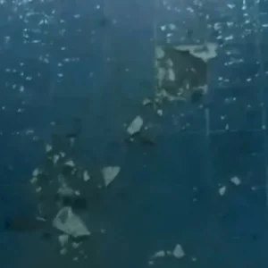 Artefato explosivo lançado por drone explode no Complexo da Penha, Rio de Janeiro; traficante aponta rival