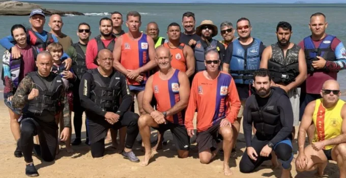 Rio das Ostras capacita pilotos de moto aquática para reforçar segurança e resposta a emergências nas praias