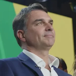 Flávio Bolsonaro é oficializado pelo PL como candidato à Presidência nas Eleições 2026; saiba quem é