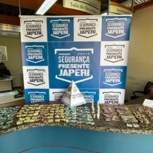 Segurança Presente Apreende Grande Quantidade de Drogas e Anotações do Tráfico em Engenheiro Pedreira, Japeri