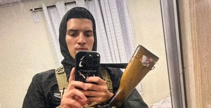 Suspeito de integrar tráfico do Quitungo, Kayky 'Charradão', é preso em Ramos com mandado por roubo e tentativa de homicídio