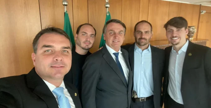 Rio de Janeiro pode ficar sem nenhum Bolsonaro a partir de 2026 com renúncias e candidaturas em outros estados