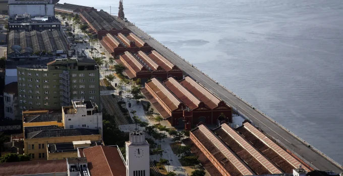 Rio Fashion Week RIOFW retorna em 2026 com 30 desfiles no Pier Mauá e expectativa de R$ 200 milhões em impacto econômico