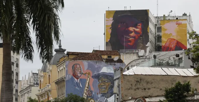 Milton Nascimento Ganha Mural Gigante de 300 m² na Lapa, Rio de Janeiro, como Homenagem em Vida