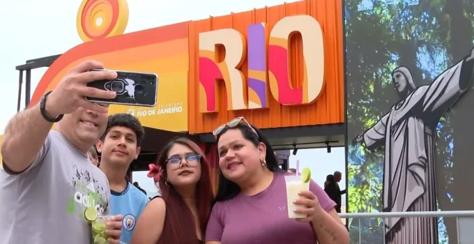 Copacabana Vira Vitrine do Turismo Fluminense com Projeto 'Tô no Rio' Durante o Verão