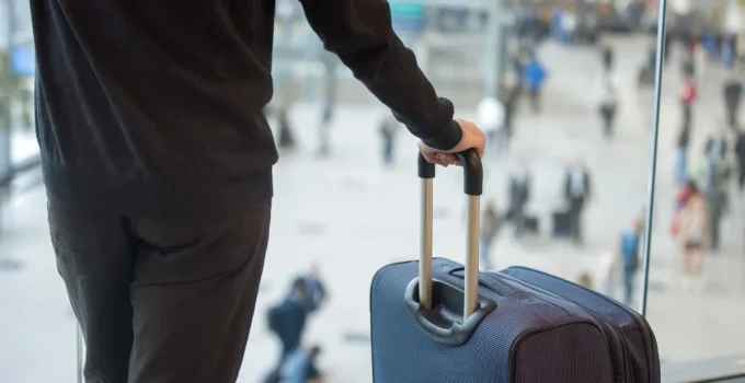 Turismo Internacional no Brasil Dispara 40% em 2025, Injetando Bilhões e Impulsionando Economia Regional