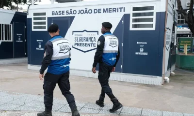 Programa Seguran&ccedil;a Presente no RJ: Amplia&ccedil;&atilde;o e Cr&iacute;ticas sobre Indica&ccedil;&otilde;es Pol&iacute;ticas