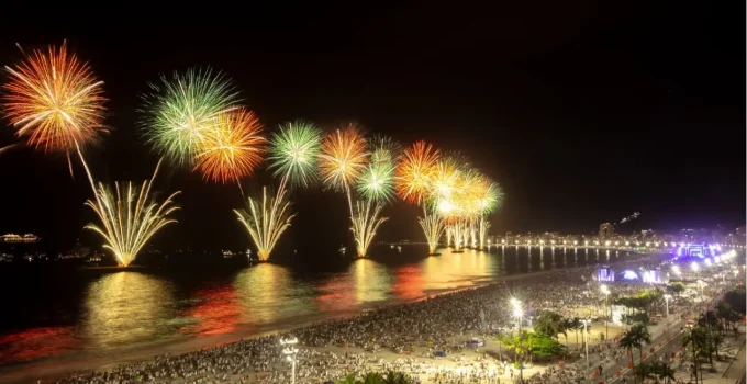 Fim de Ano no Rio de Janeiro Prepara Novos Recordes Turísticos Pós-2025, com Alta Ocupação Hoteleira e Fluxo Internacional