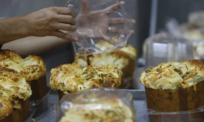 Ceias Encomendadas Ganham Espaço no Natal Carioca: Praticidade Supera o Preparo Caseiro na Véspera das Festas