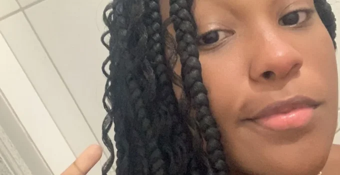 Mãe de jovem morta em tiroteio em Irajá relata dor do filho de 4 anos: 'Ainda não está assimilando'