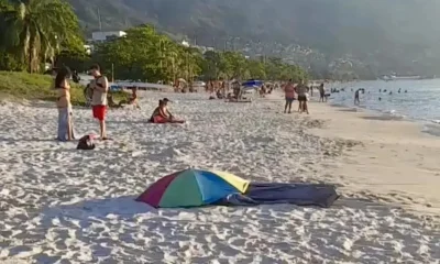 Homem de 50 anos morre afogado na Praia de Charitas, em Niterói; corpo foi encontrado por banhistas