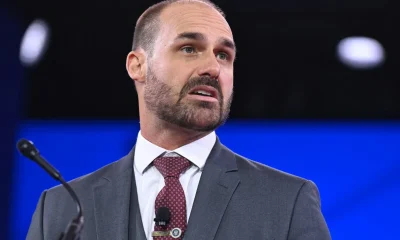 PF determina retorno imediato de Eduardo Bolsonaro ao cargo de policial federal no Rio de Janeiro após cassação do mandato